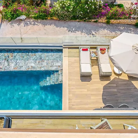 Kalkan Merkez'de Deniz Manzarali Lueks فندق