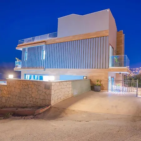 Kalkan Merkez'de Deniz Manzarali Lueks