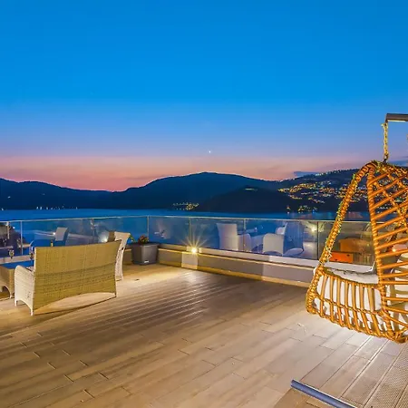 فندق Kalkan Merkez'de Deniz Manzarali Lueks