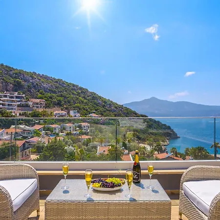 فندق Kalkan Merkez'de Deniz Manzarali Lueks