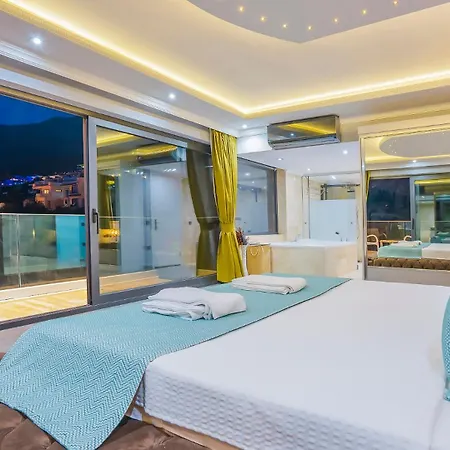 Kalkan Merkez'de Deniz Manzarali Lueks *