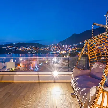 Kalkan Merkez'de Deniz Manzarali Lueks كاس